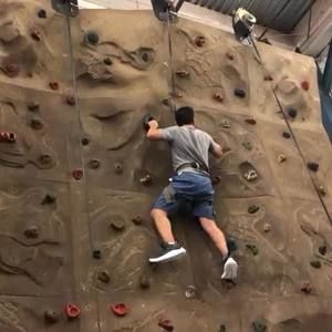 Meet your Posher, Javier